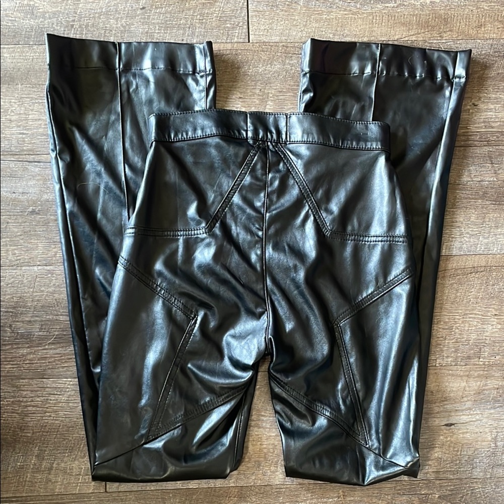 Revice star print pleather pants